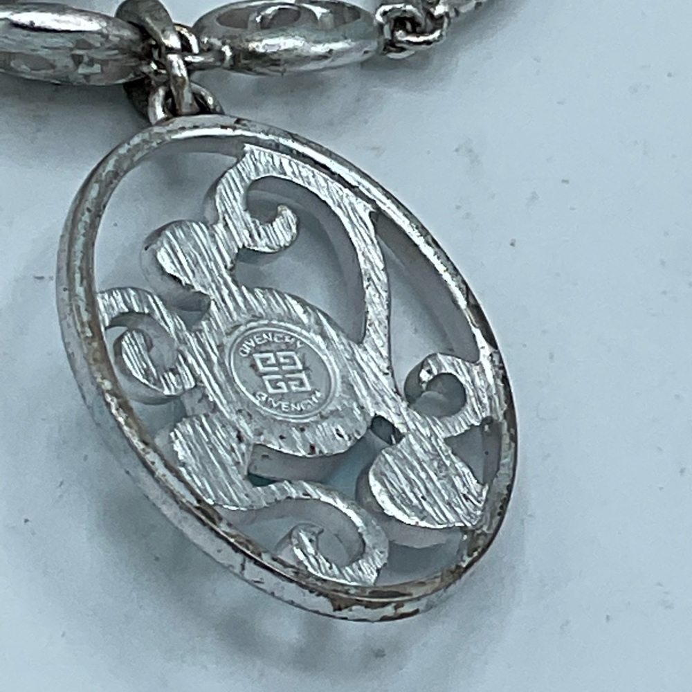 “GIVENCHY” VINTAGE Designer Statement Piece Costume Jewellery. - Picture 6 of 14